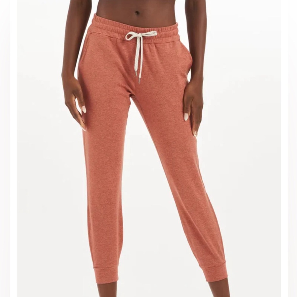 Vuori Performance Joggers